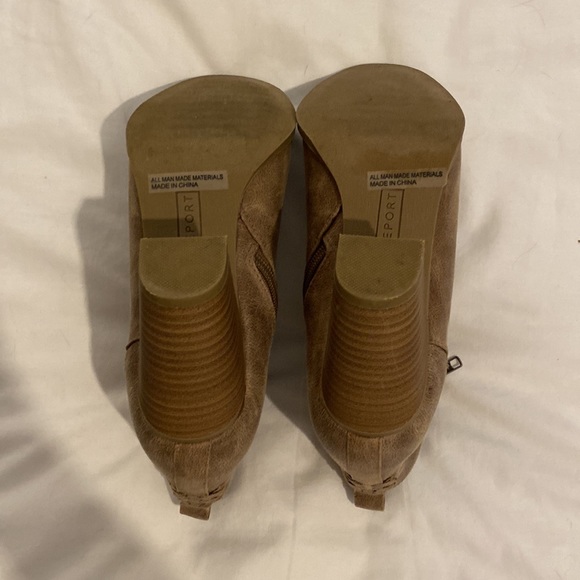 Taupe Report Footwear Ankle Booties Size 9 - Picture 3 of 3